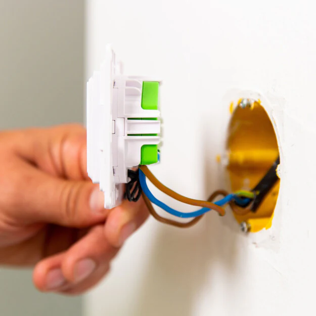 Shelly Wall Switch with 1 Button White - Image 4